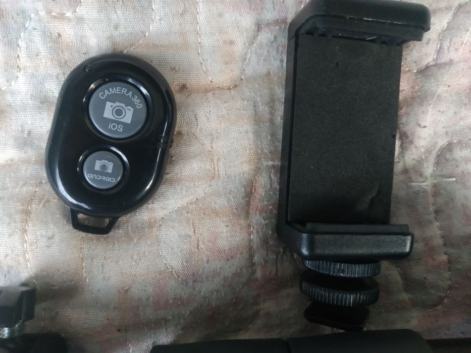 Продам штатиф тринога недорого