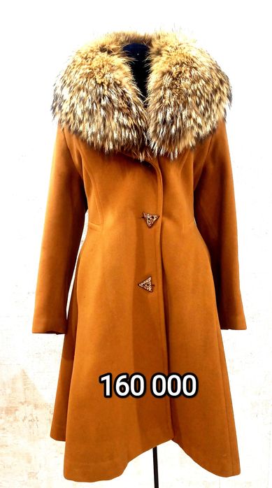 Продаются женские вещи