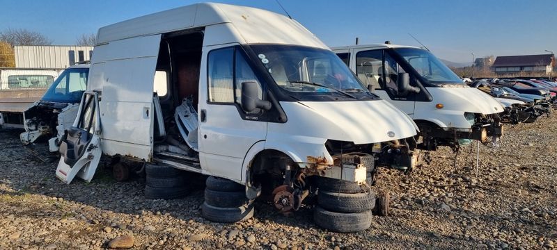 Dezmembram autoutilitara Ford Transit