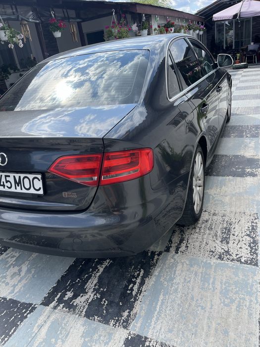 Vand audi a4b8 143cp