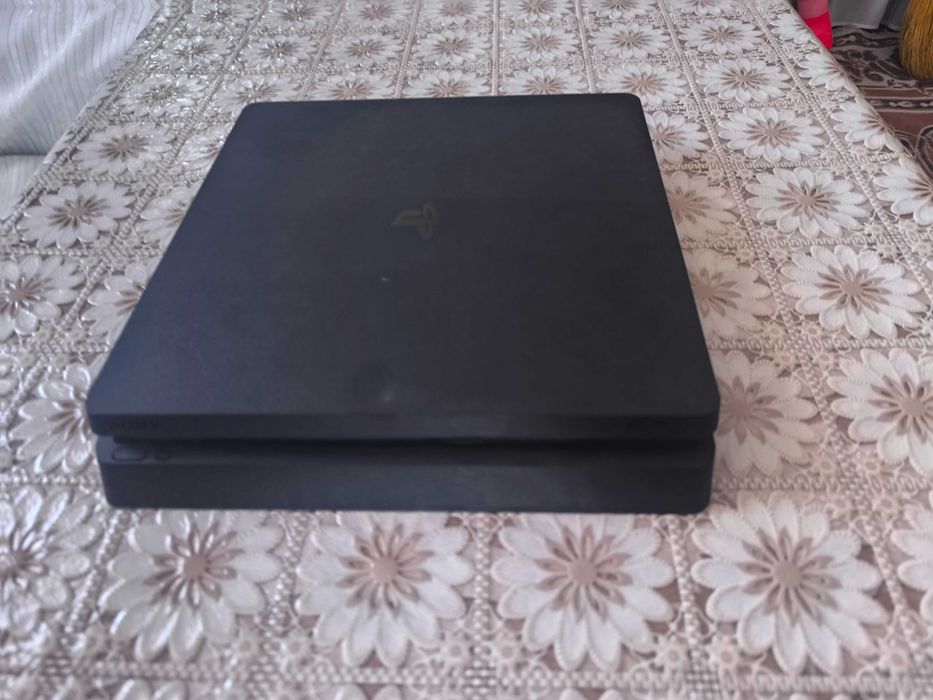 Ps4 в добро състояние