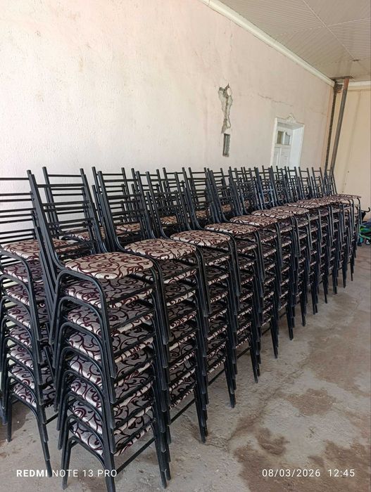 Хар хил турдаги Стол стуллар.