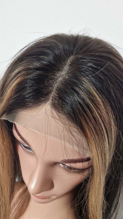 Естествена черна перука с руси кичури - 55 см, дантелена зона 4х4