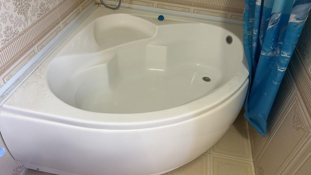 Акриловая ванна.
