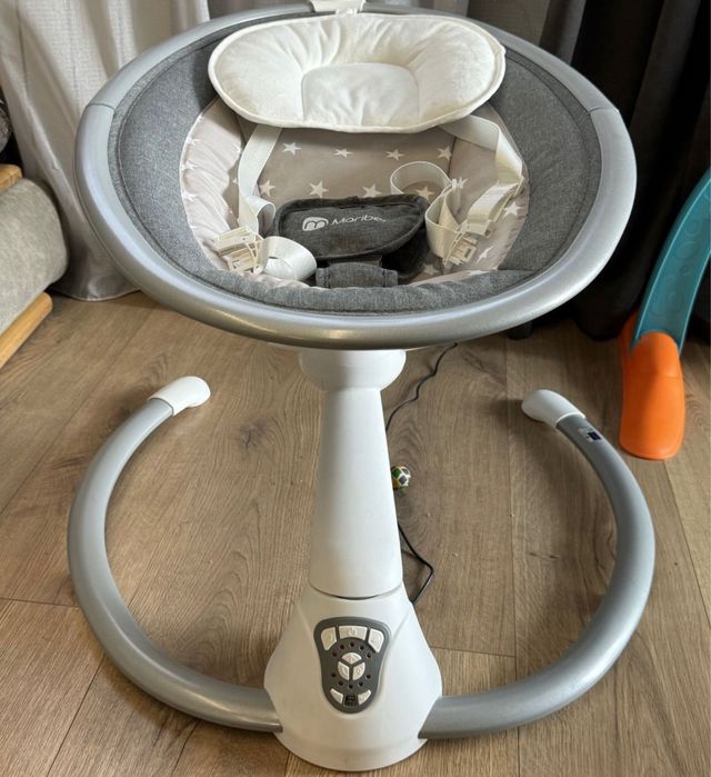 Детский шезлонг качалка продам