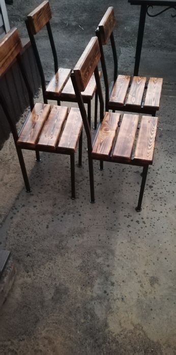 Продам садовый стол