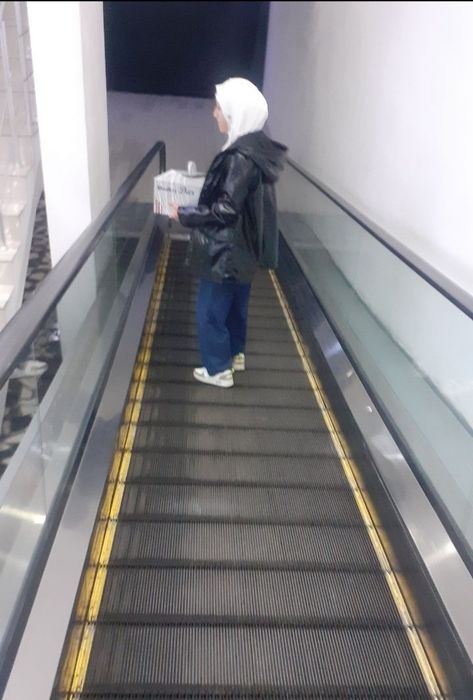 Zara  Dojdevik  Padraskoviy qizlaga Srochno