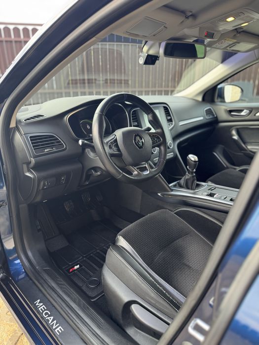Renault Megane IV Sedan INTENS - 2018 - 208.336 km