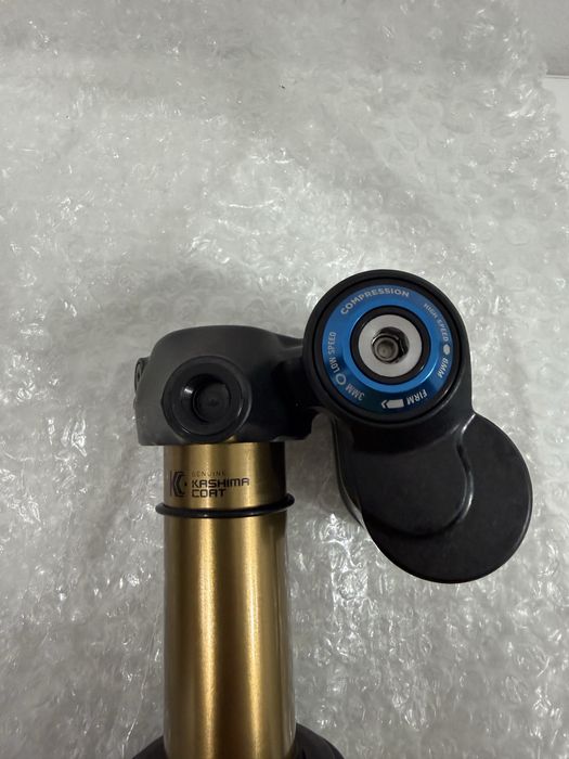 Shock Fox Float X2 factory kashima 205x65