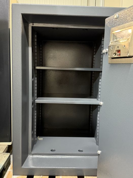 Seif cu grad mare de siguranta