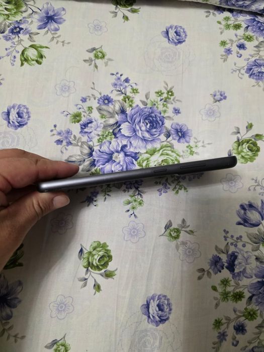 Samsung s 21 fe  8.128