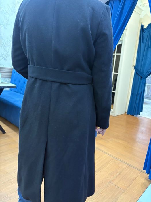 Продам пальто черное длинное