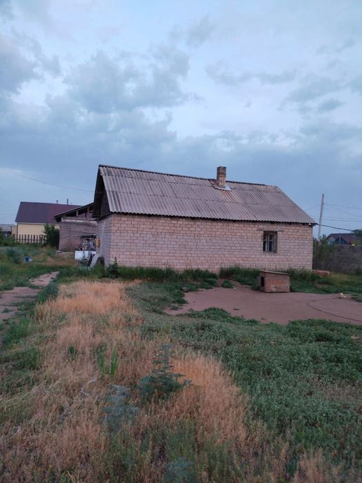 Продам дом недостроенный