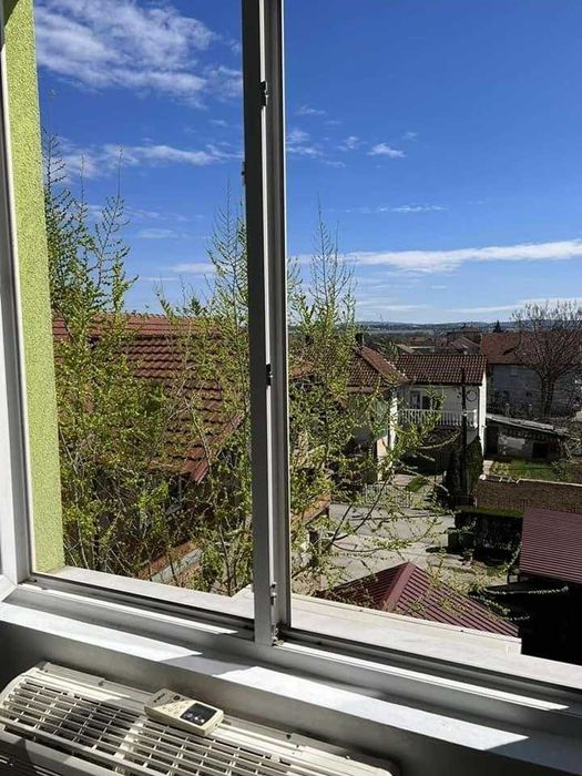 Дава се под наем Двустаен апартамент в Пловдив, Тракия - 59 кв.м за 183.6 € - Снимка #2