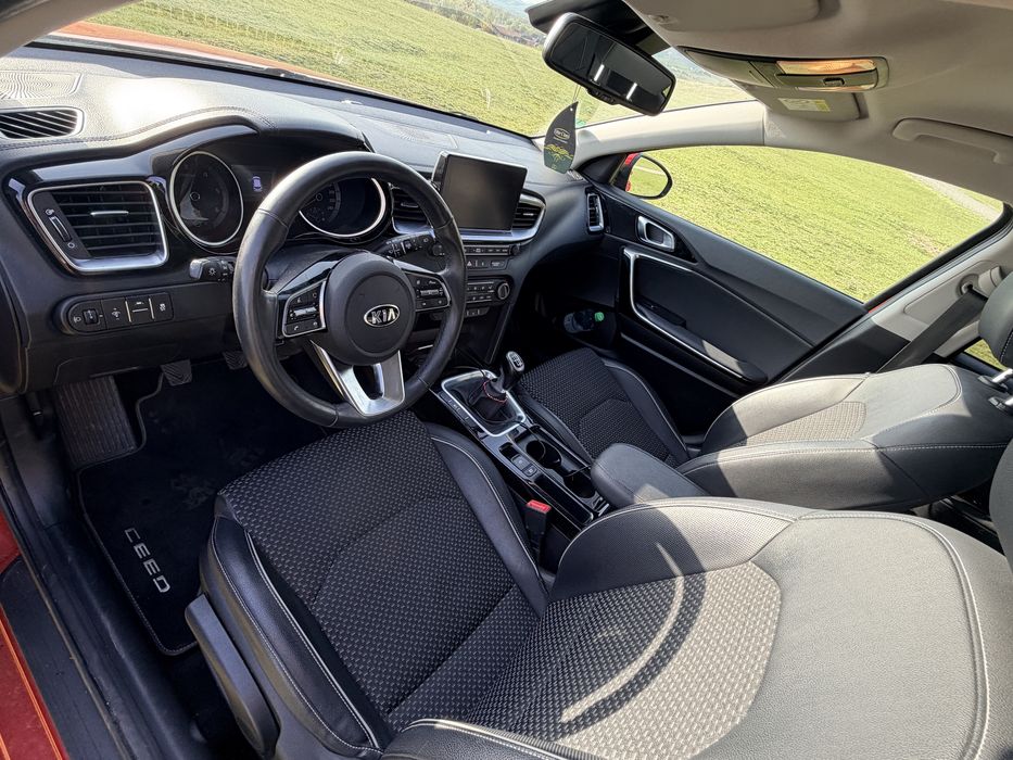 Kia ceed , 1.6  , 136cp , camera mansalier