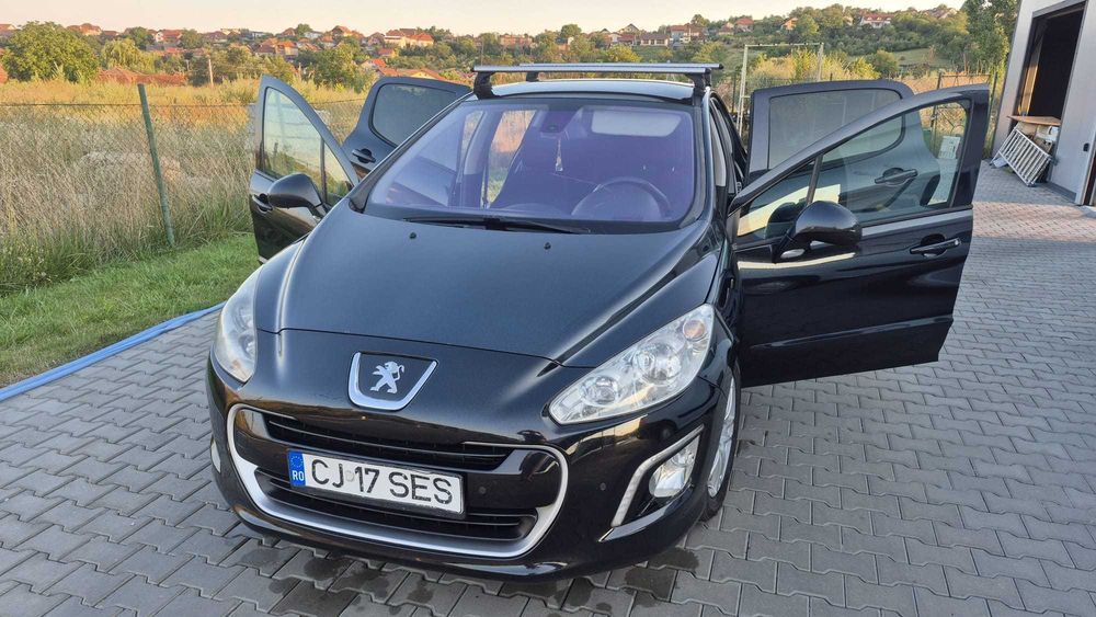 Vând Peugeot 308 din 12.2013