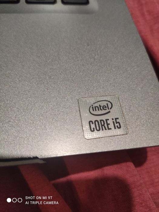 Продам ультрабук dell на запчасти