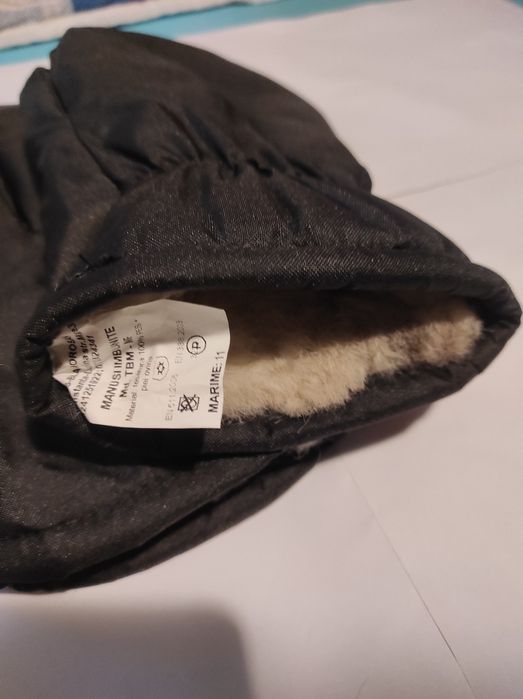 Mănuși Îmblănite