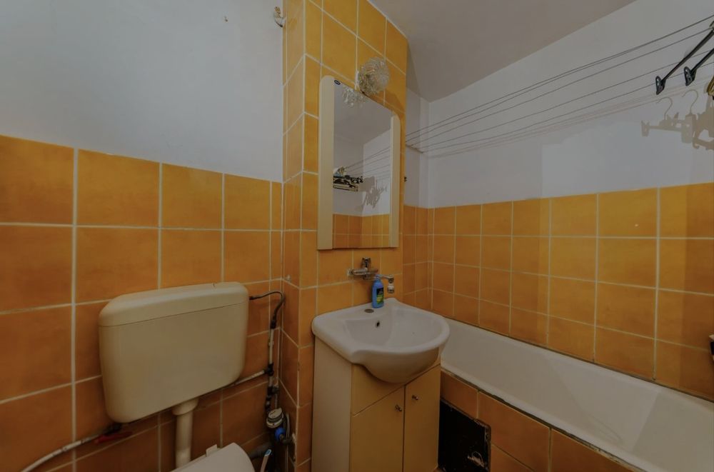 Apartament 2 camere Micalaca de vânzare