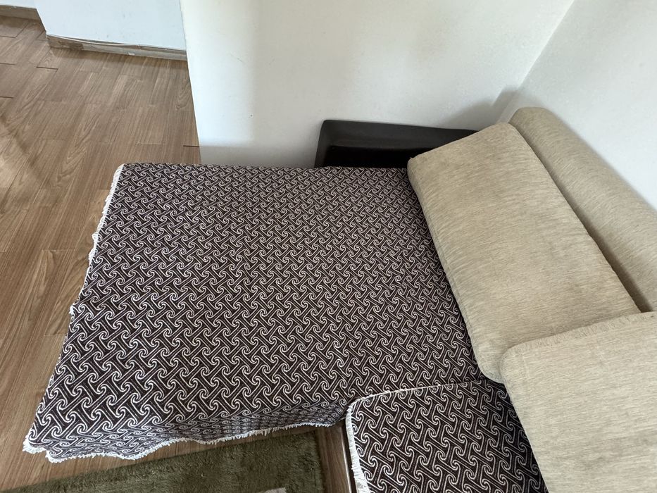 Продам диван угловой