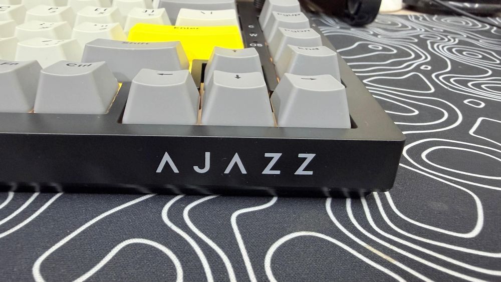 Продается Ajazz ak820 новый