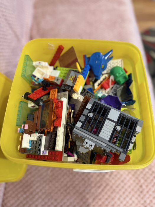 Piese lego de vanzare