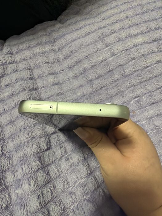 Продам Samsung S23 FE Продам