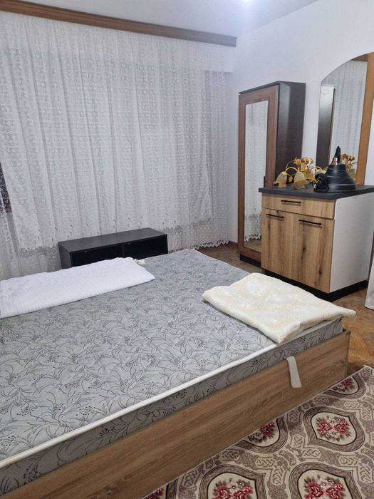 Дава се под наем Тристаен апартамент в Шумен, Тракия - 78 кв.м за 298.86 € - Снимка #6