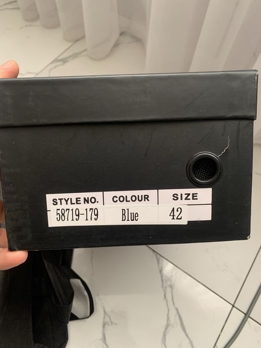 Обувь продам срочна