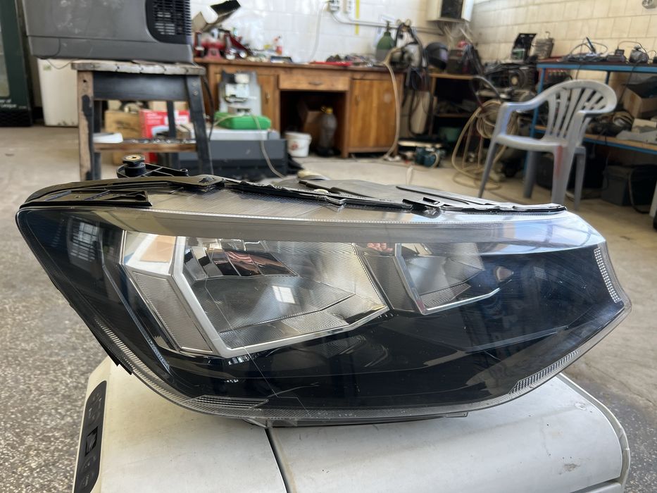 Фарове за VW CADDY 2021-