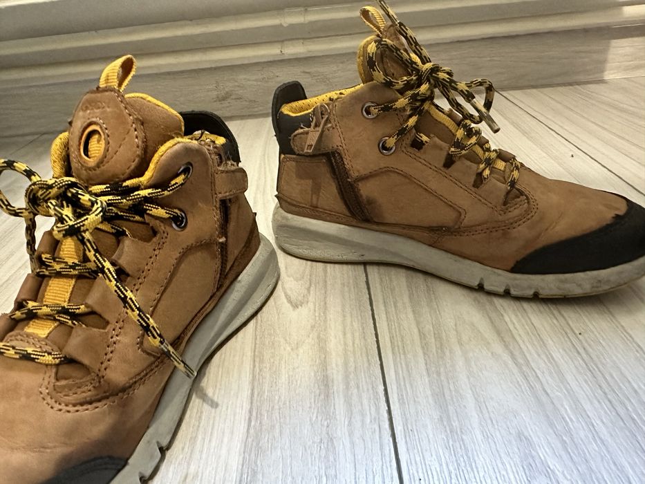 Ghete Geox marimea 31