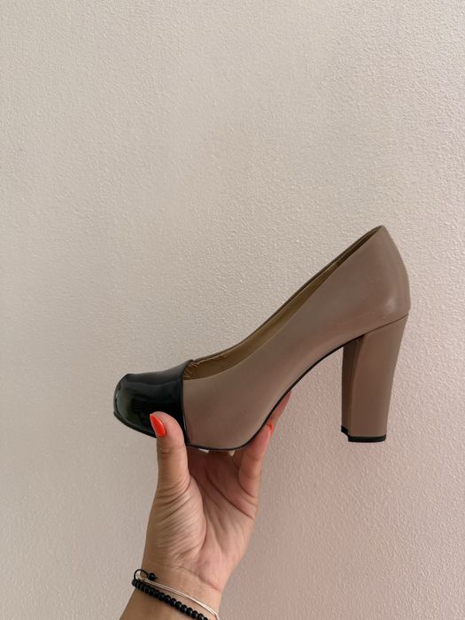 Pantofi cu toc gros