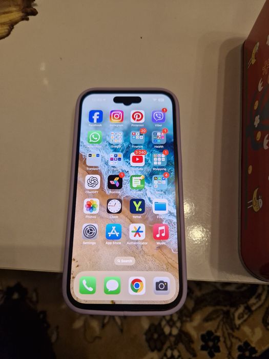 Iphone 14 pro  пукнатини панел