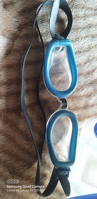 Очки с аквалангом