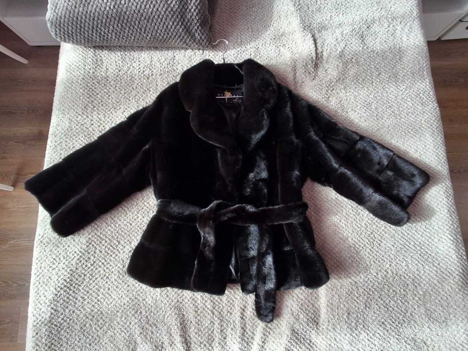 Палто от естествена норка