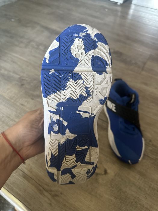 Nike високи обувки