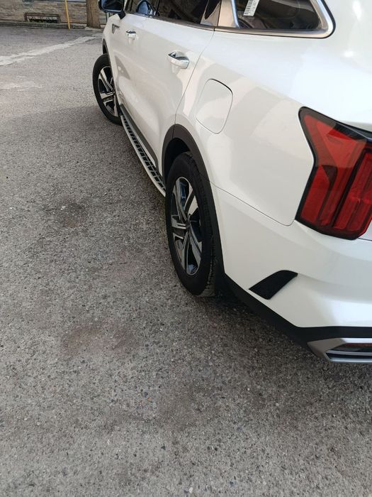 Киа Соренто                Год 2023