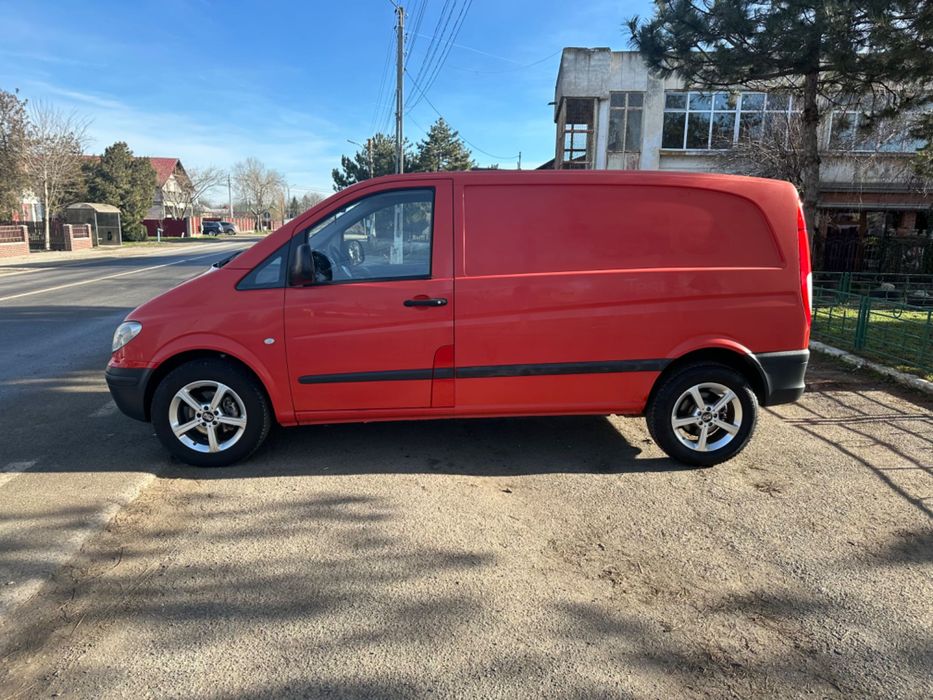 Vand / schimb Mercedes Vito 111