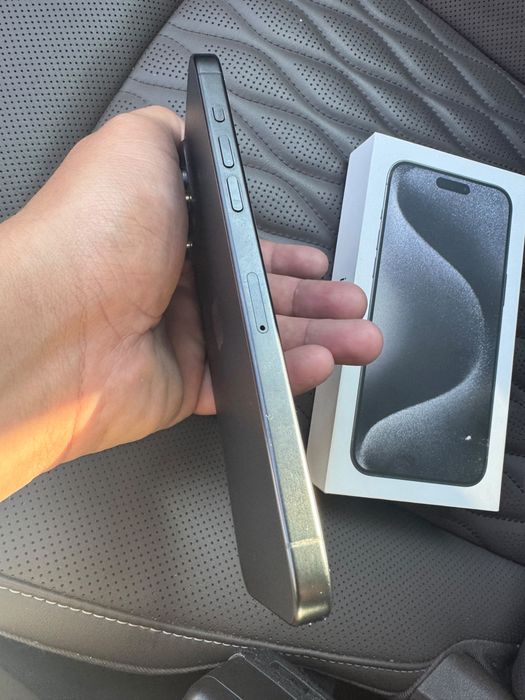 Продам Iphone 15 pro max