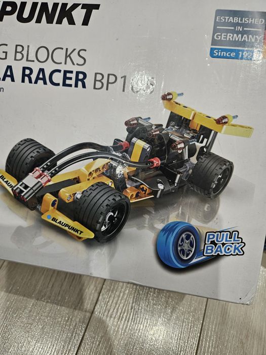 Игрушка машинка конструктор