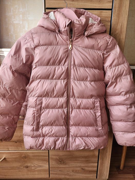 Куртки на девочку 9-10 лет.
