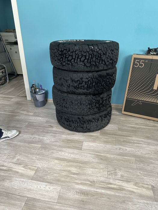 Продаю шины