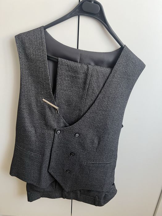 Костюм 3-ка серый