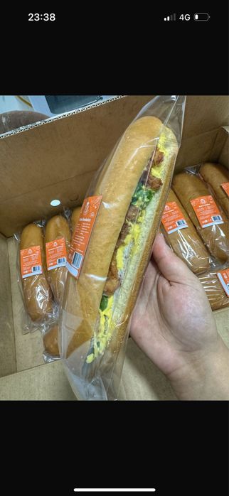 Сэндвичи, крылышки, бургеры, клаб сэндвичи, лаваши