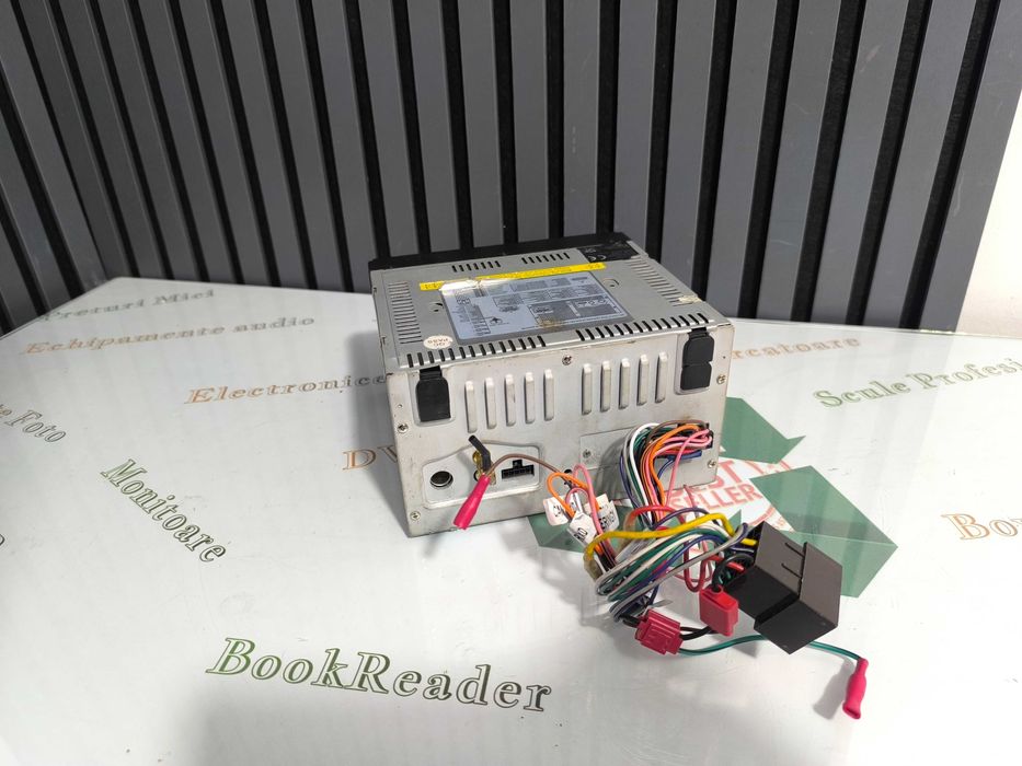 Sistem multimedia auto NavGear PX-8335-675, GPS si radio