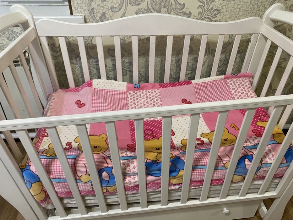 Детский кровать