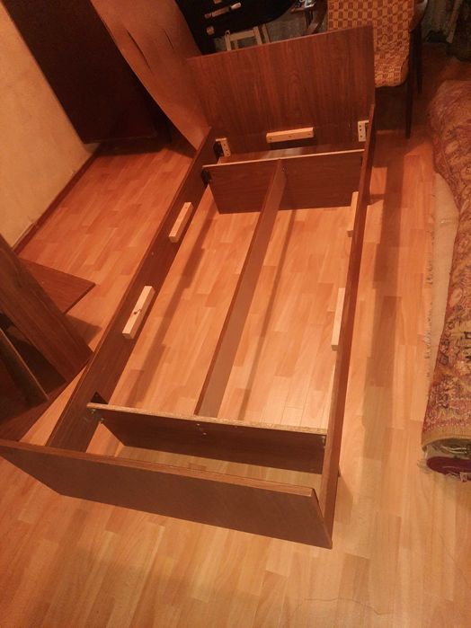 Кровати раздельные без матрацев