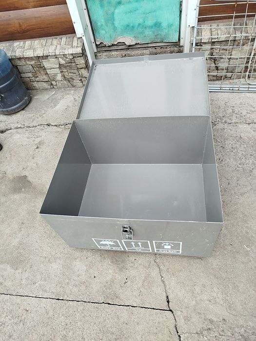 Металлические ящики