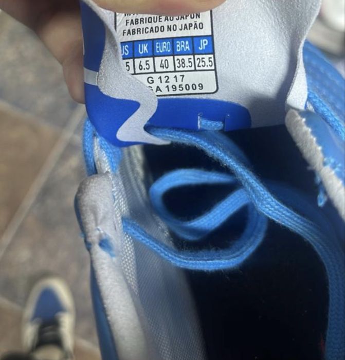 бутсы мизуно 40 размер