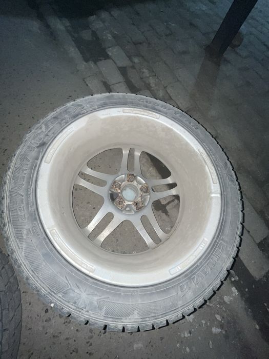Продам диски с шинами